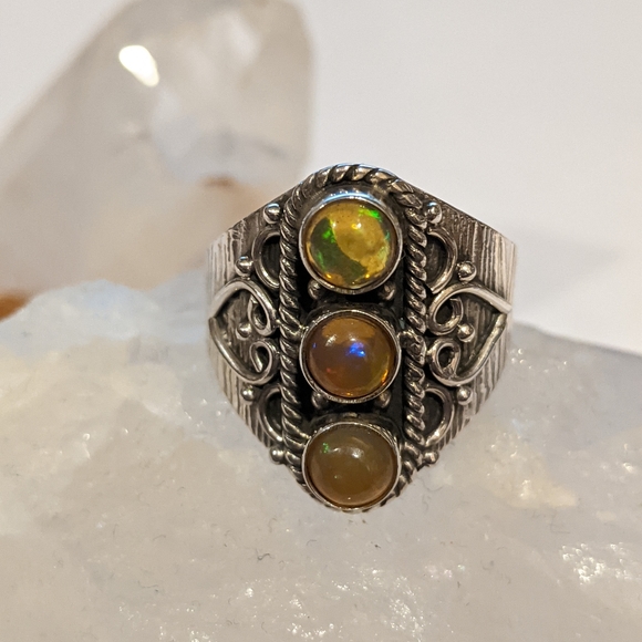 Natural Ethiopian Opal, 925 Silver Ring, Size 8 - Picture 2 of 9